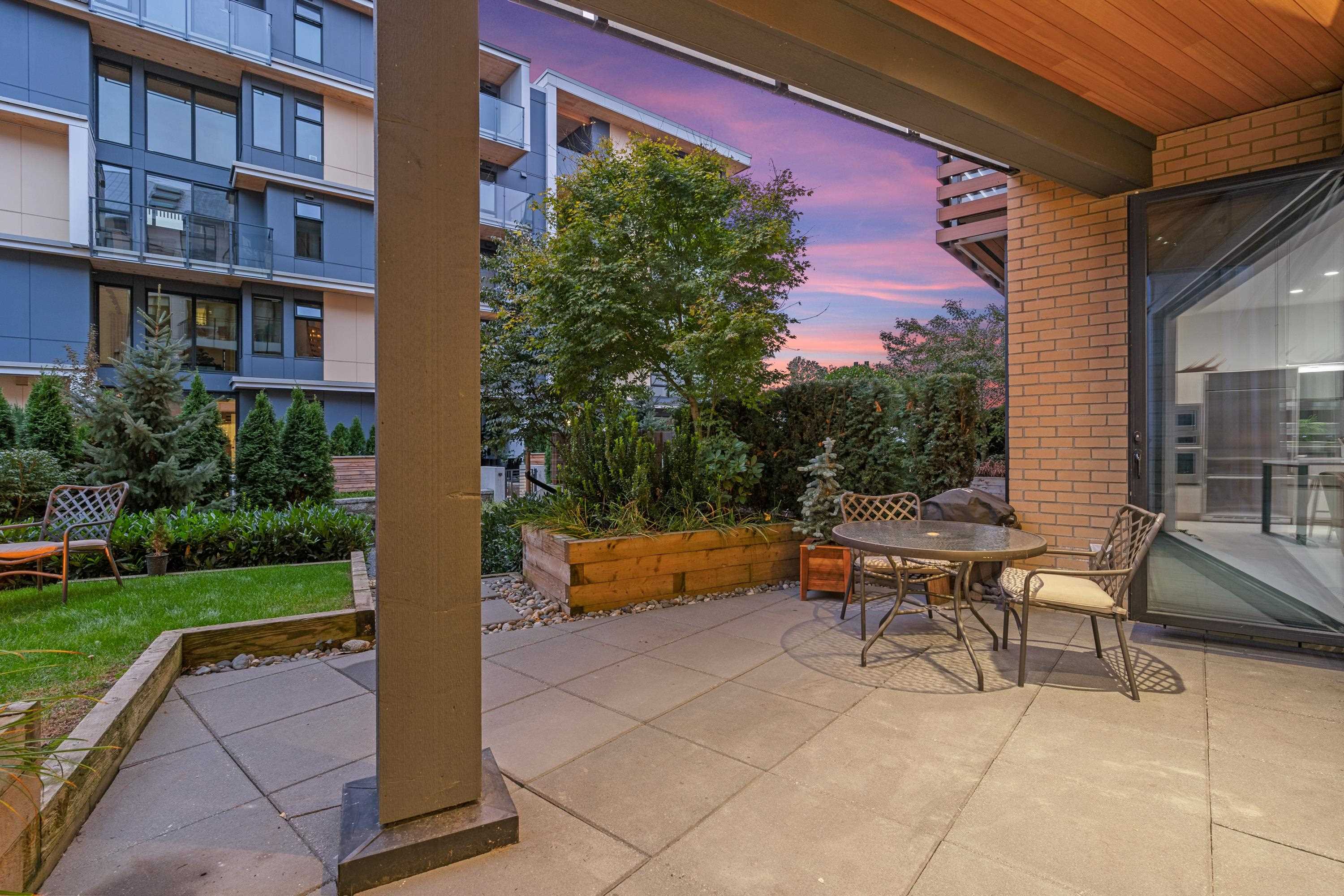 118-300 Salter Street 24