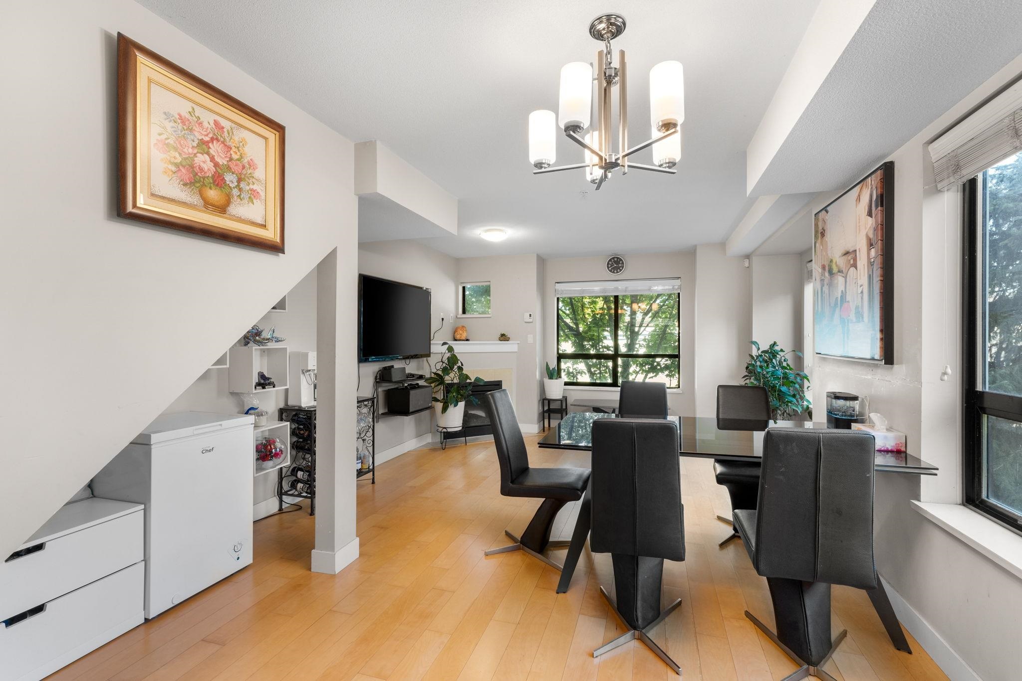 109-1855 Stainsbury Avenue 5