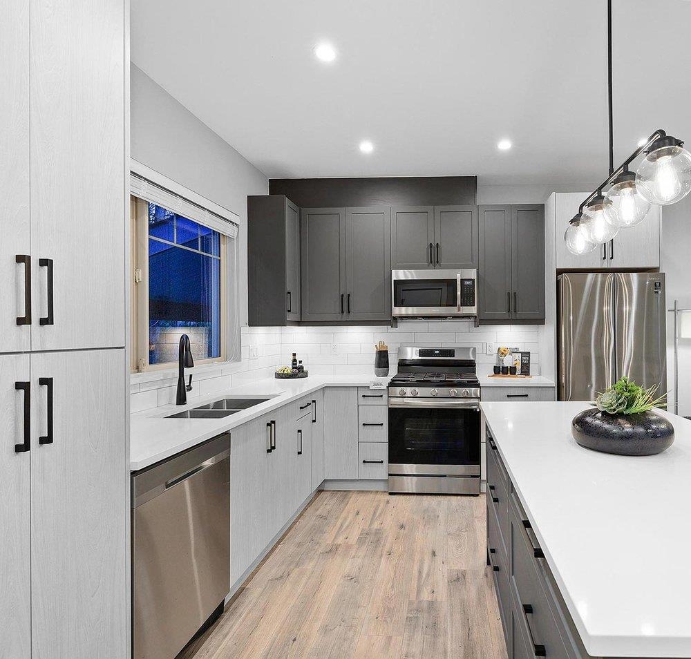 13-23710 133 Avenue 8