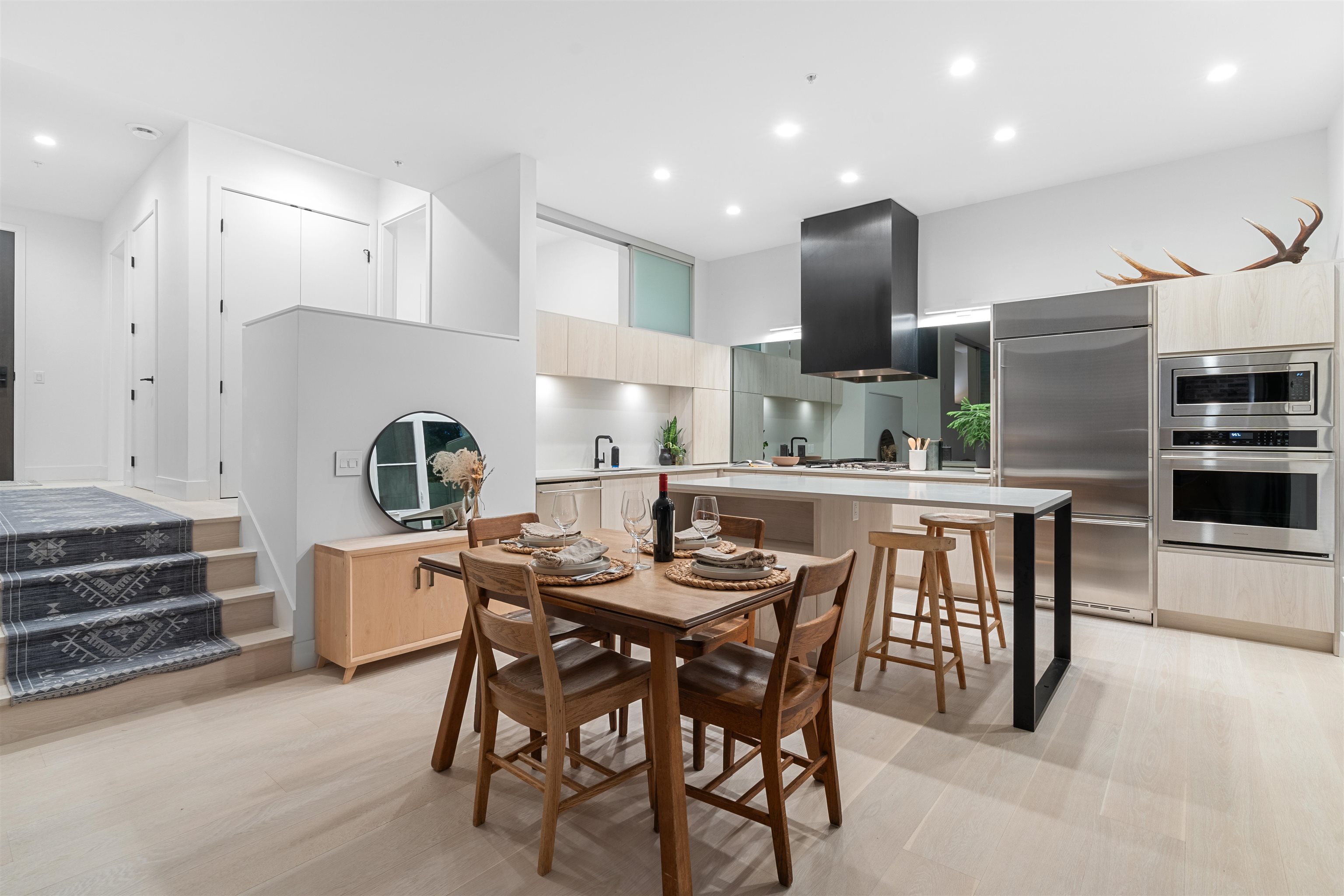 118-300 Salter Street 7