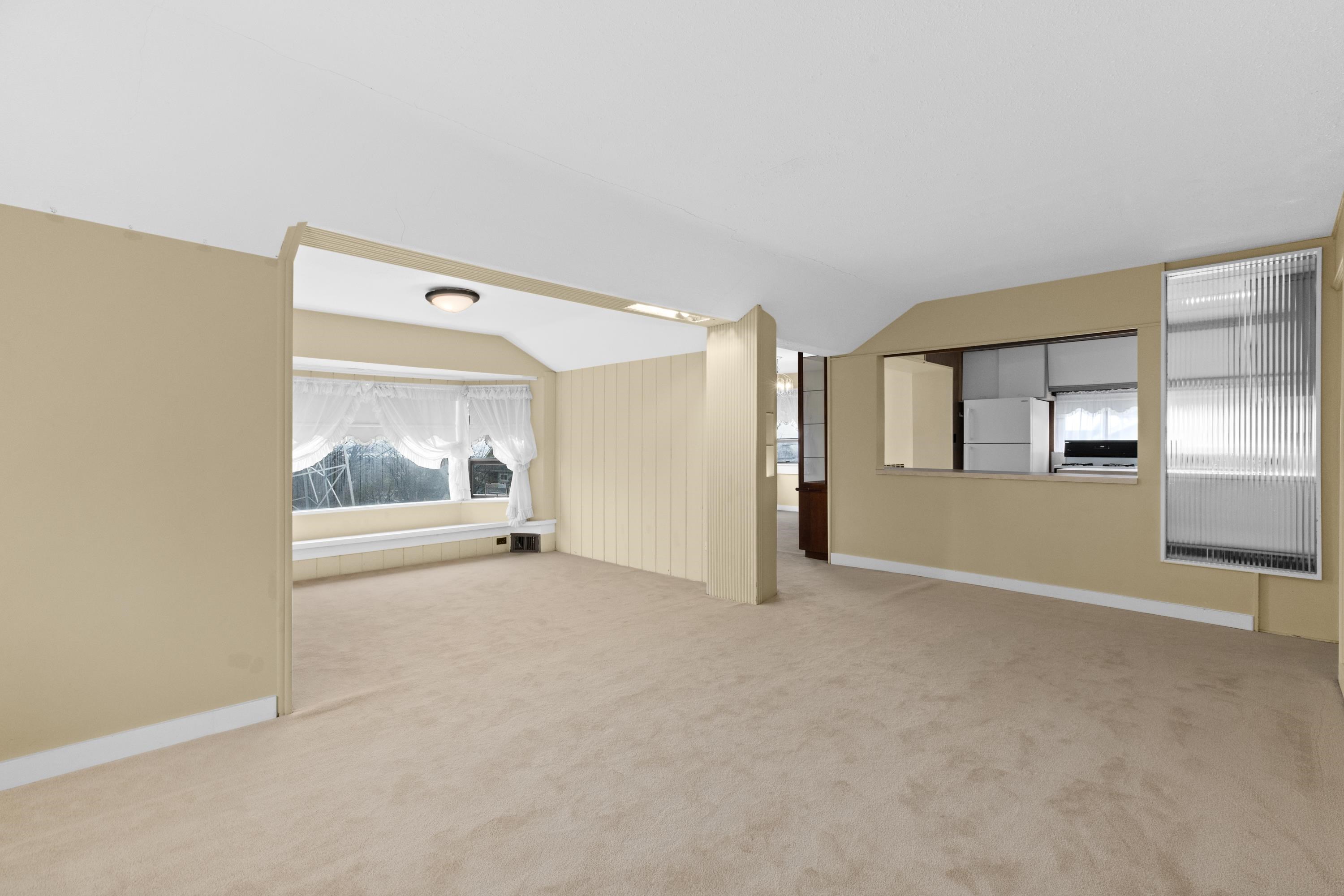 3710 Pandora Street 14