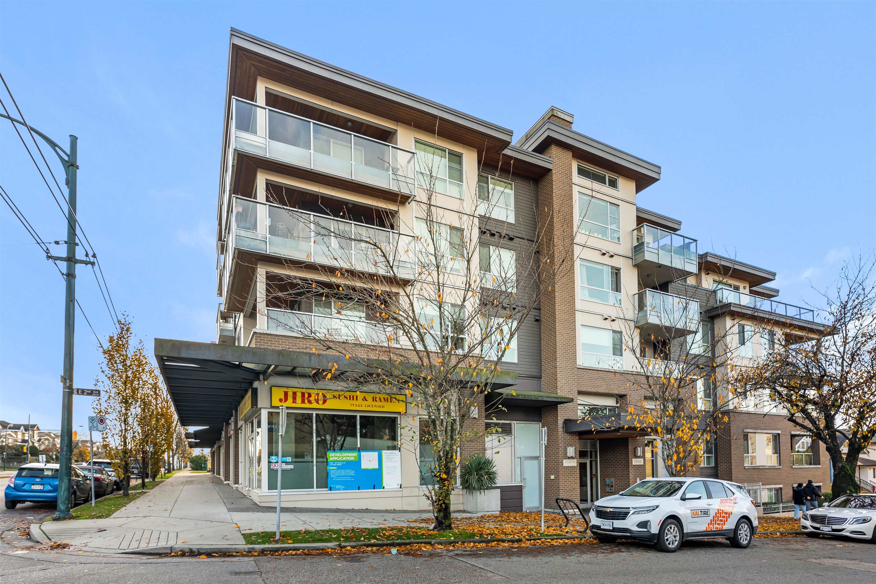 515-2888 2nd Avenue