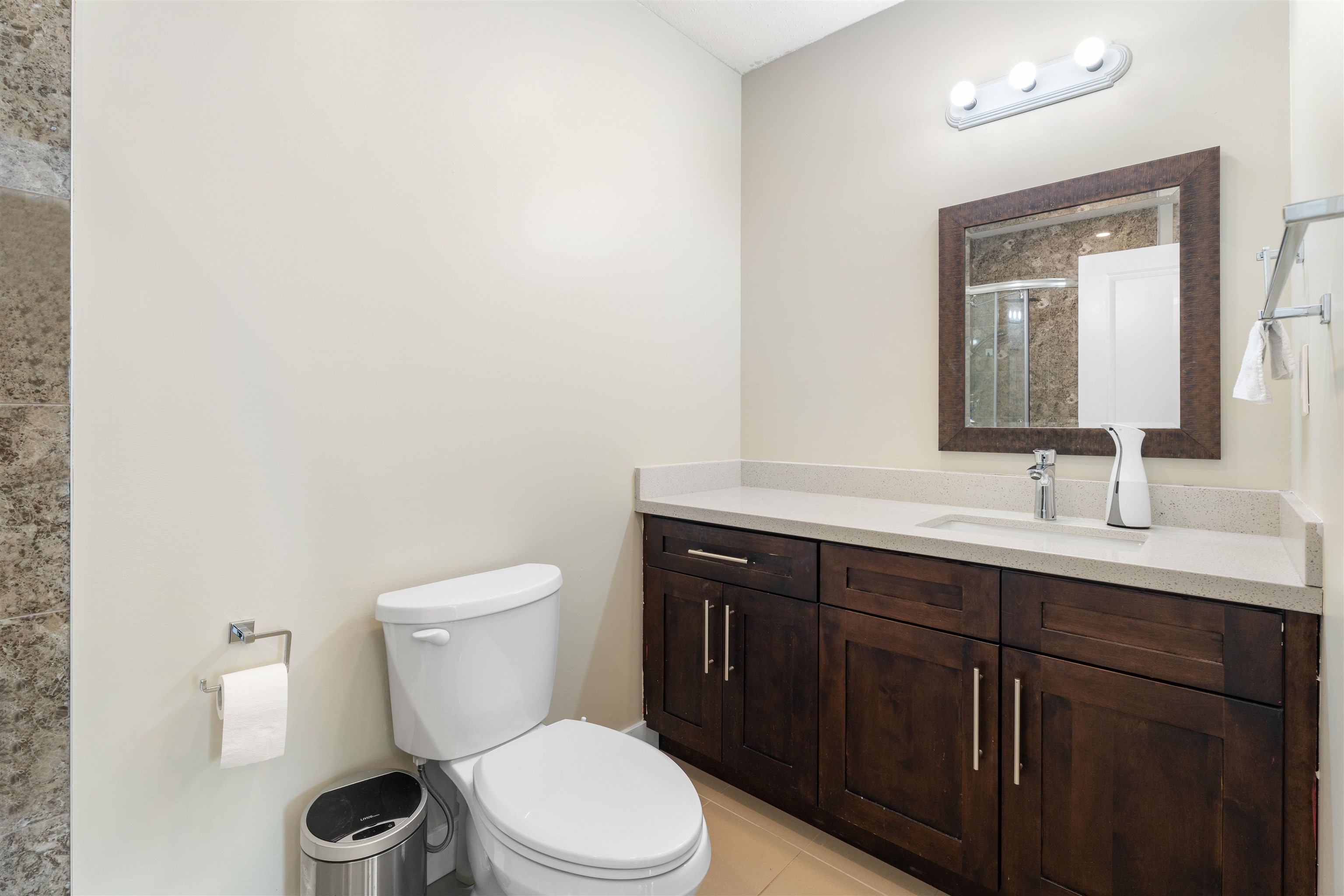 8-7311 Montecito Drive 15