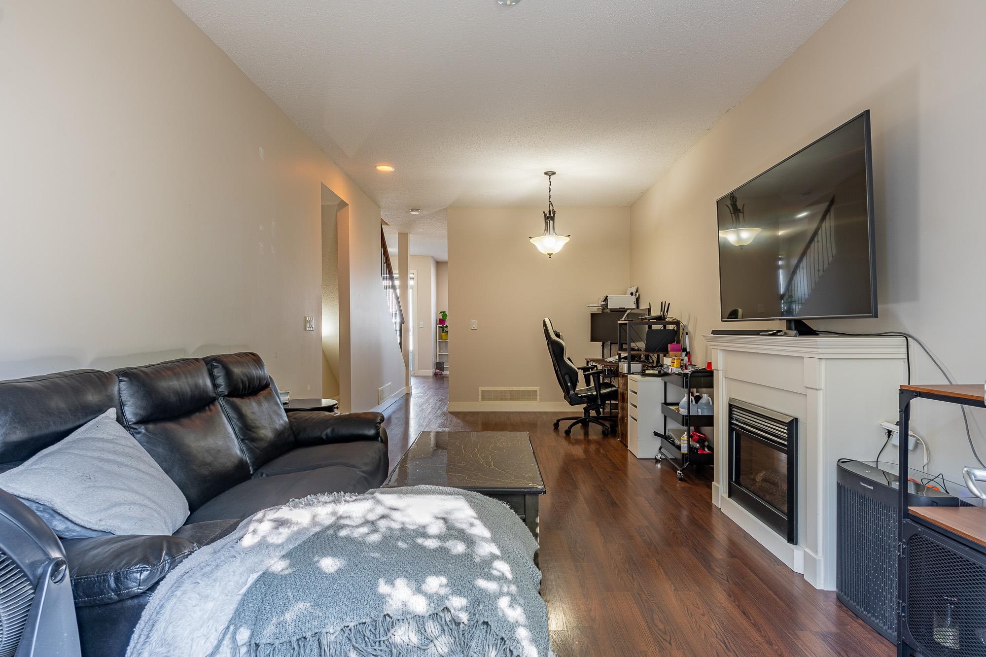 74-19551 66 Avenue 5