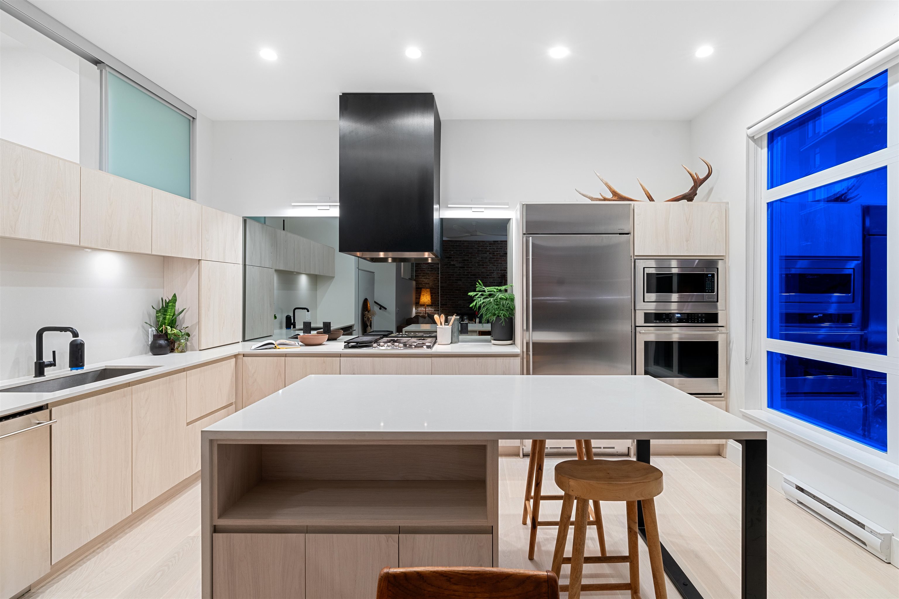118-300 Salter Street 9