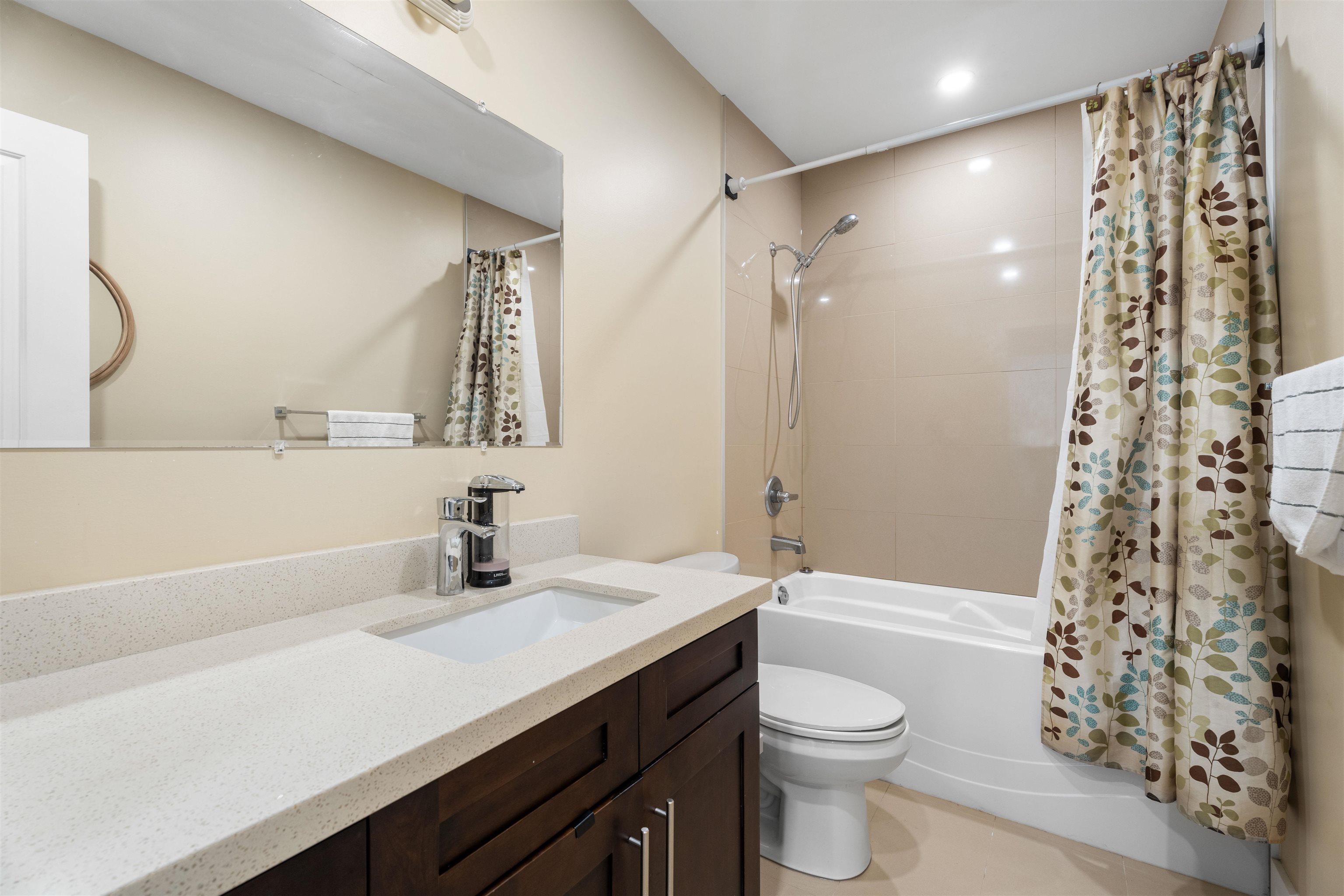 8-7311 Montecito Drive 13