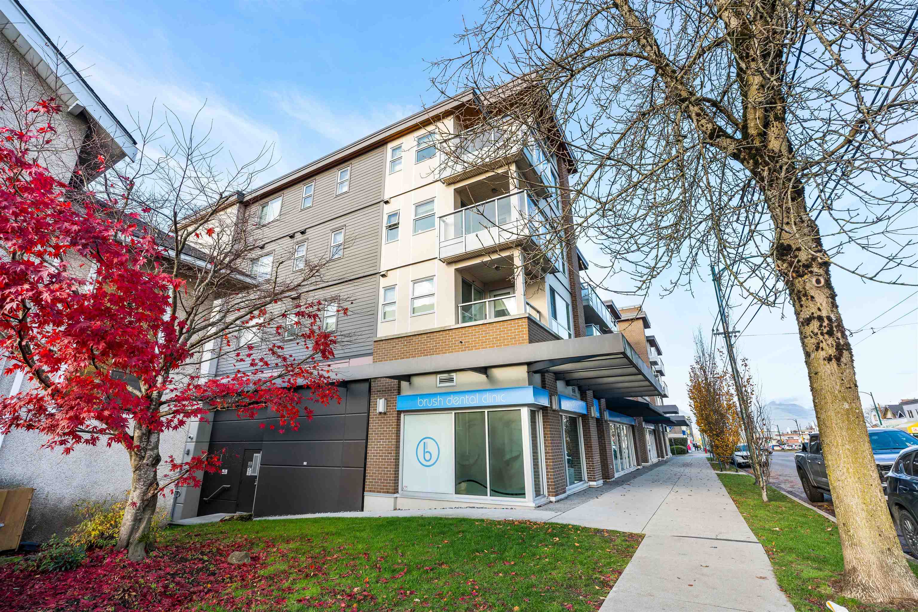 515-2888 2nd Avenue 33