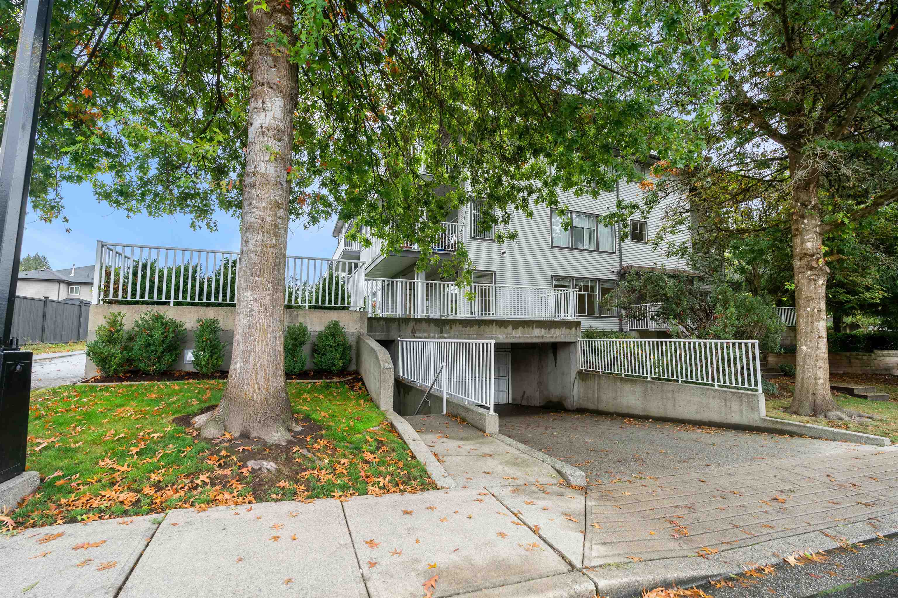 101-20561 113 Avenue 16