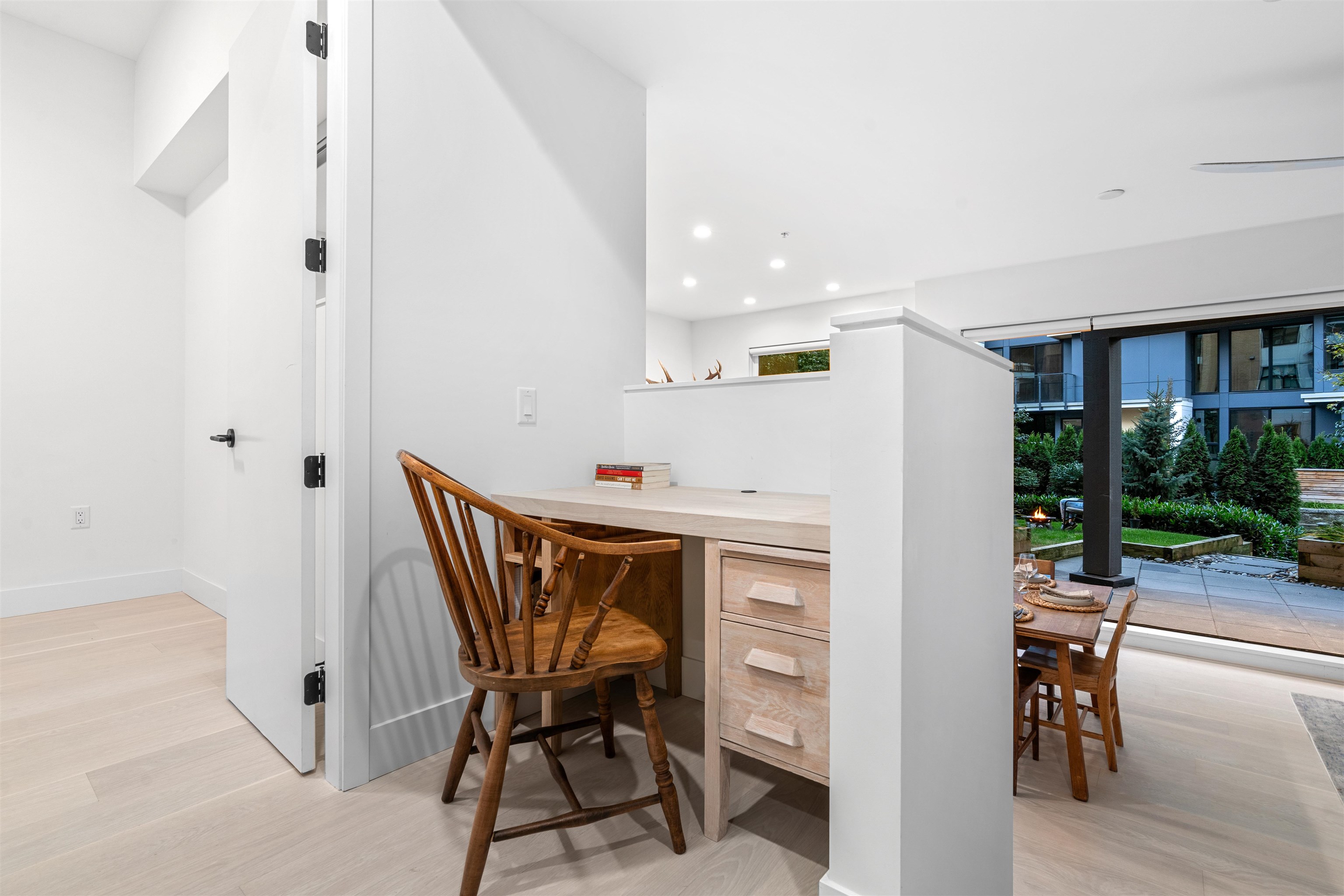 118-300 Salter Street 22
