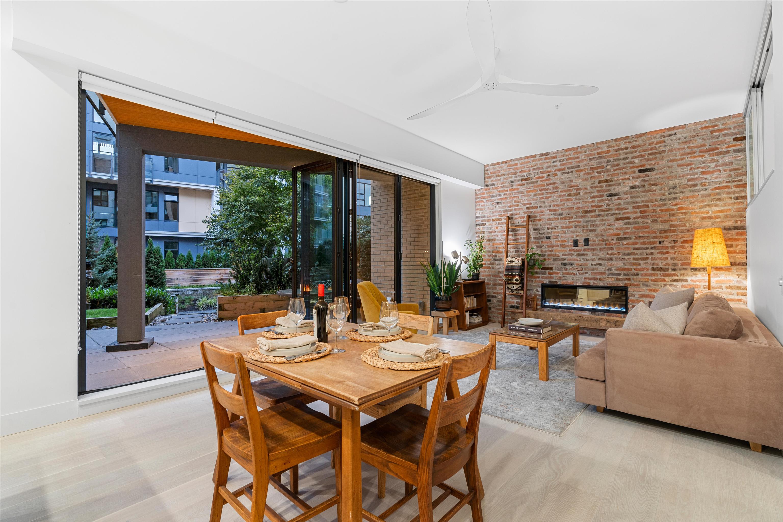 118-300 Salter Street 3