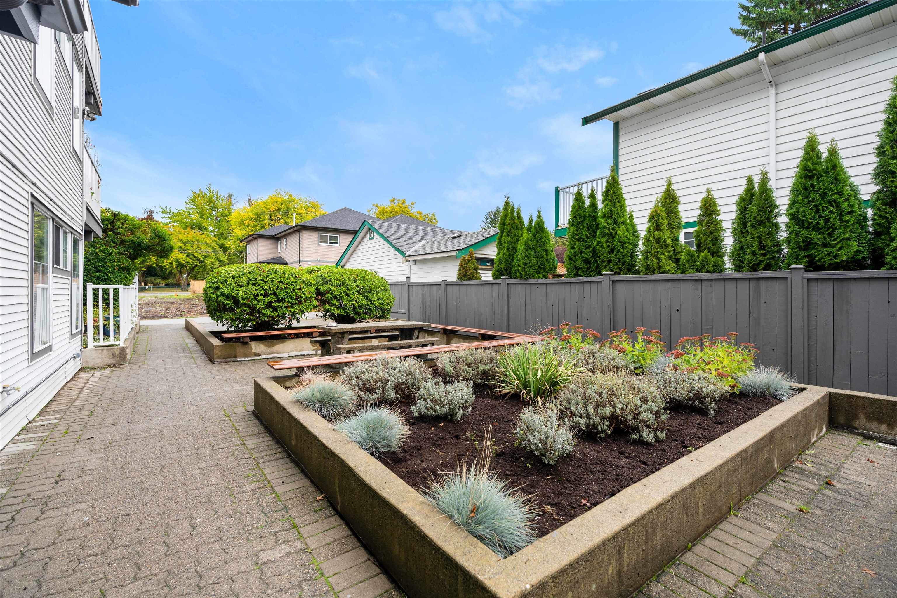101-20561 113 Avenue 18