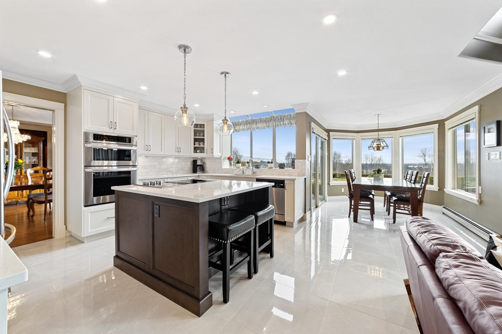 2538 Palisade Crescent 11