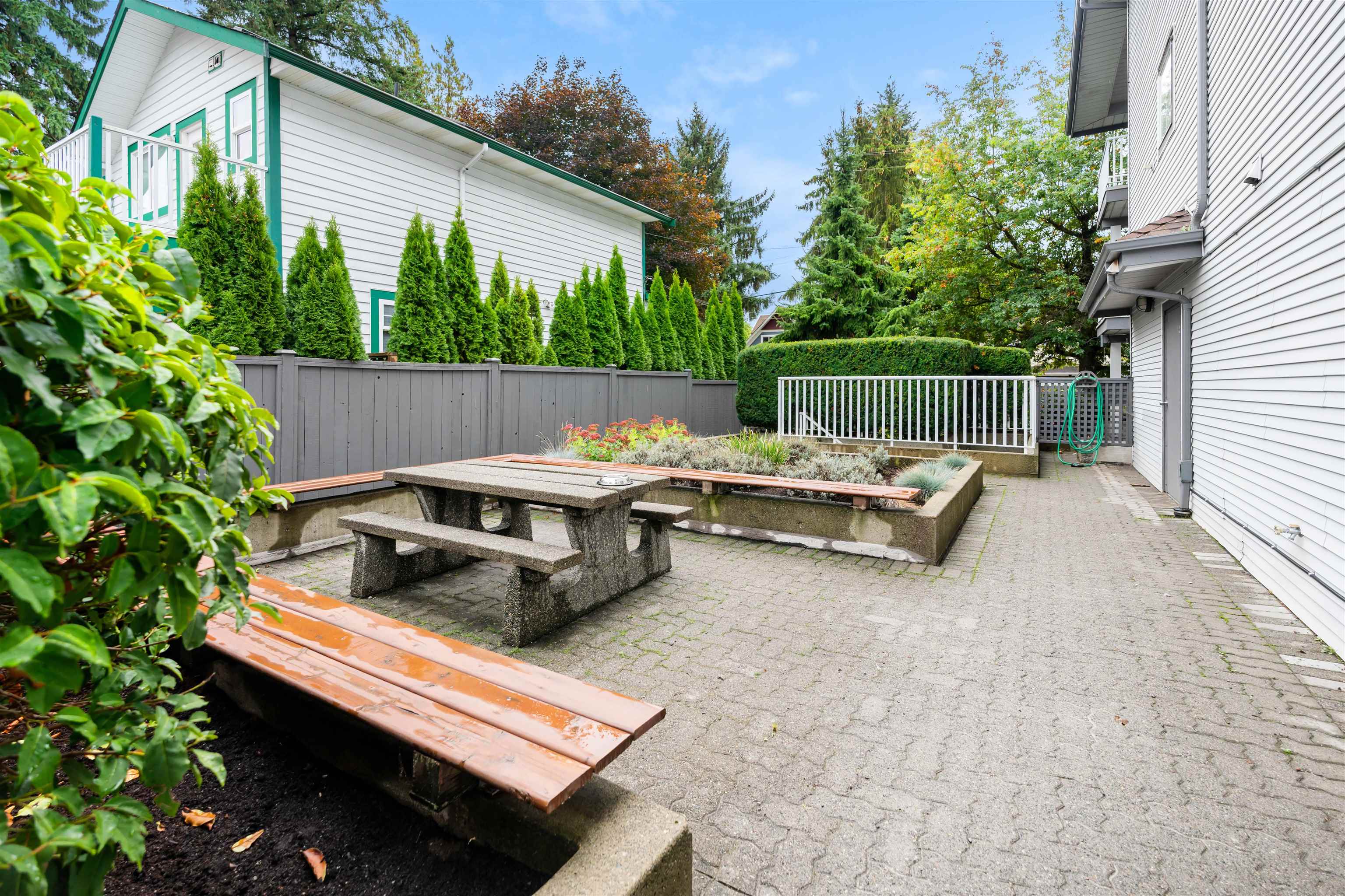 101-20561 113 Avenue 17