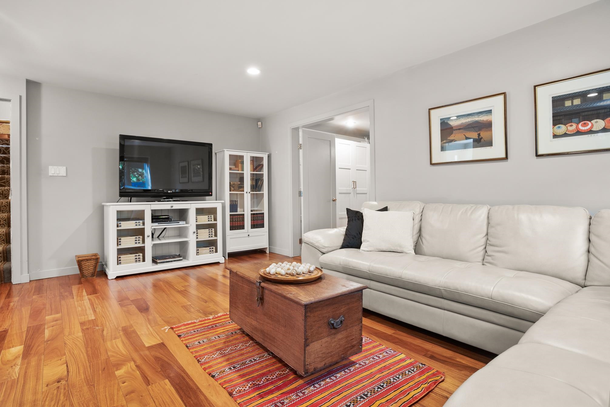 791 Southborough Drive 25