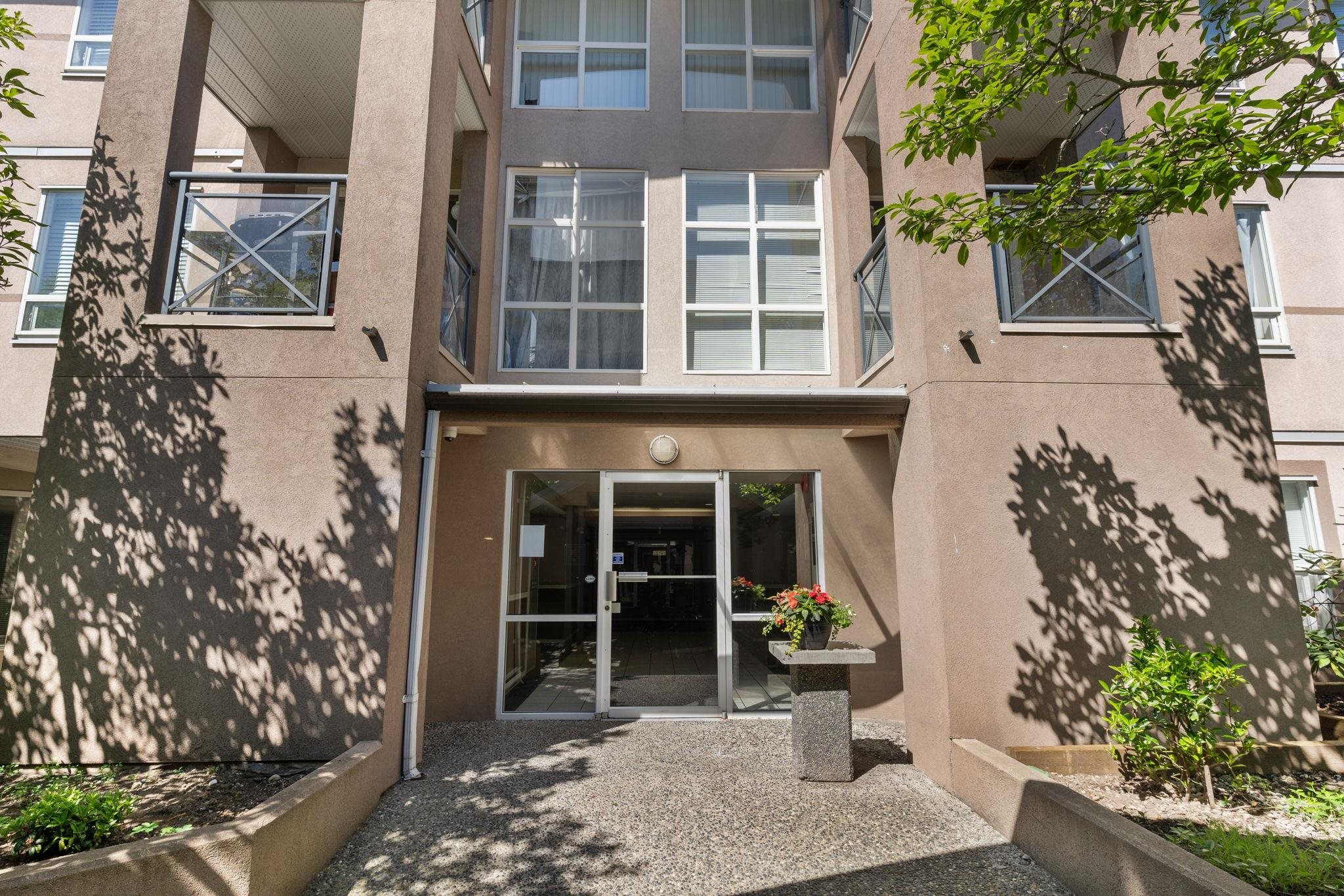 204-2437 Welcher Avenue 36