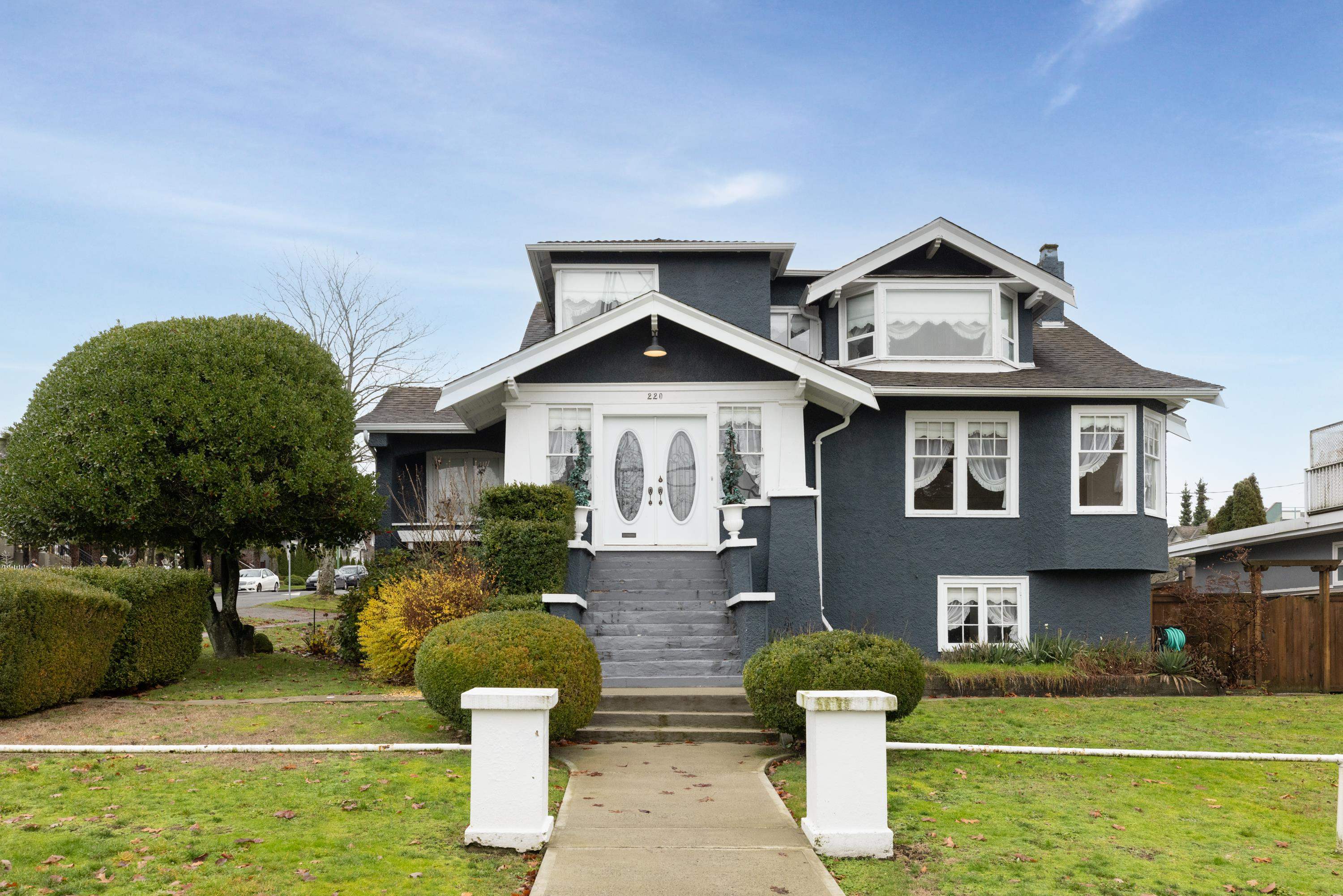 3710 Pandora Street
