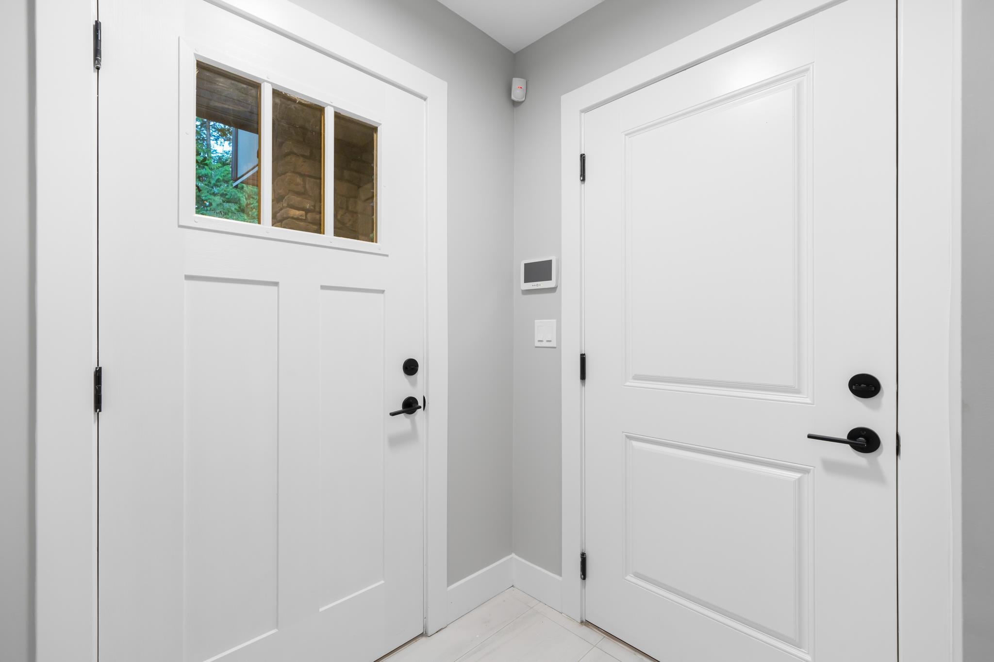 9-23710 133 Avenue 21