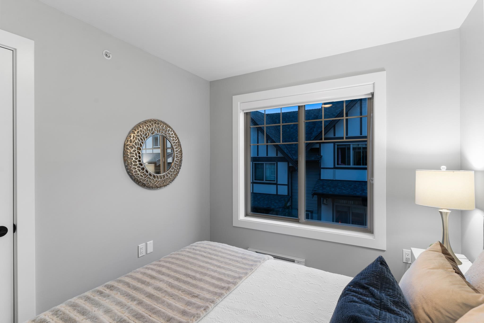 12-23710 133 Avenue 15
