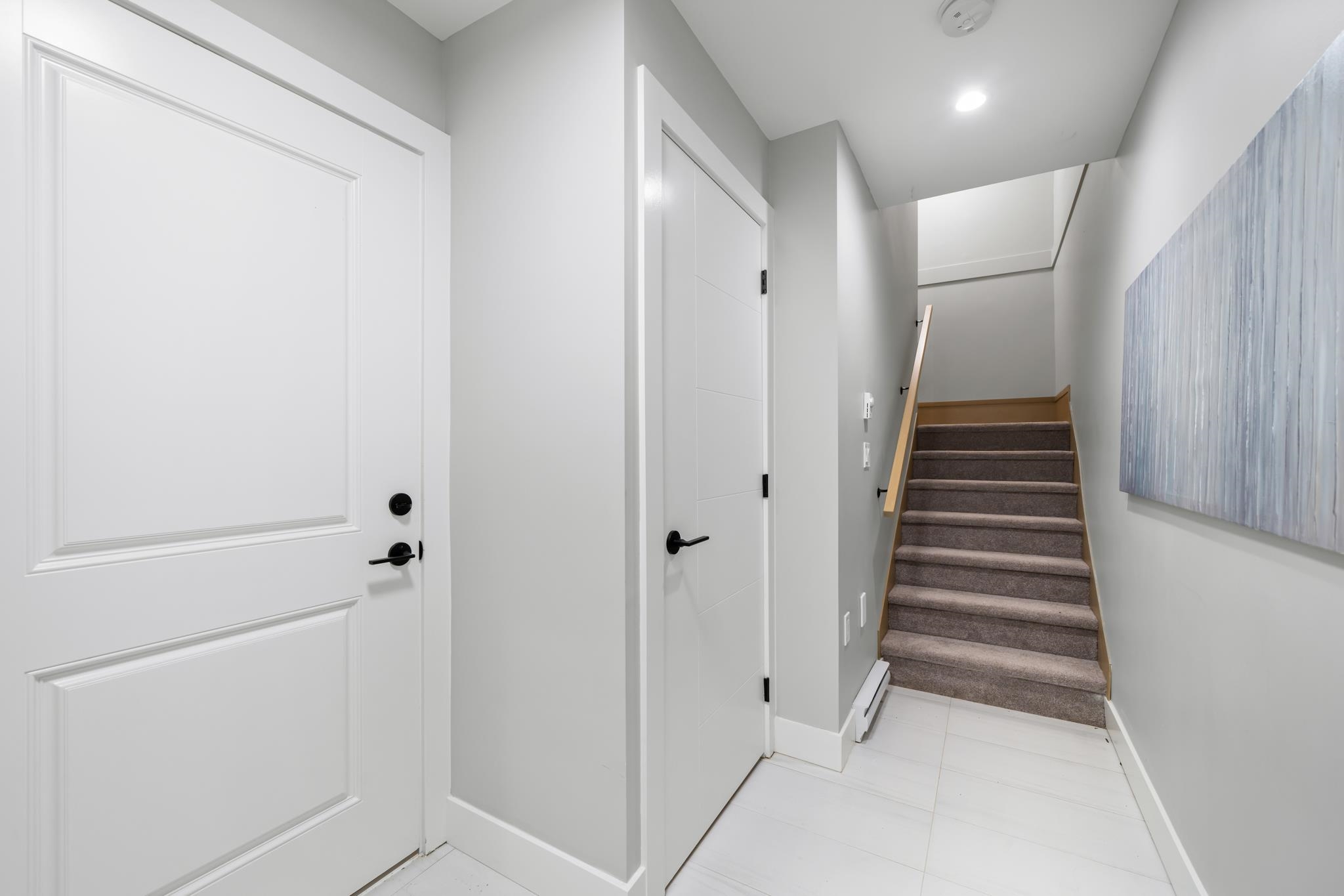9-23710 133 Avenue 20
