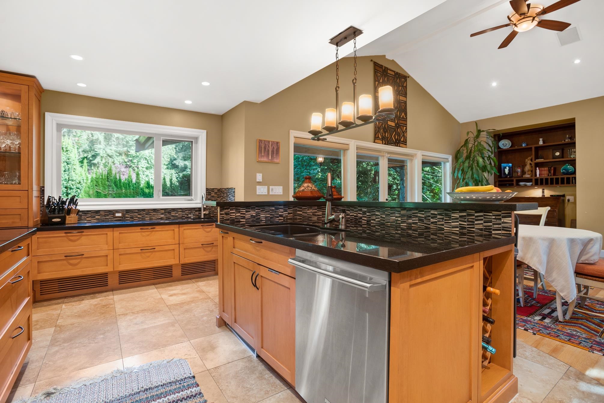 791 Southborough Drive 12