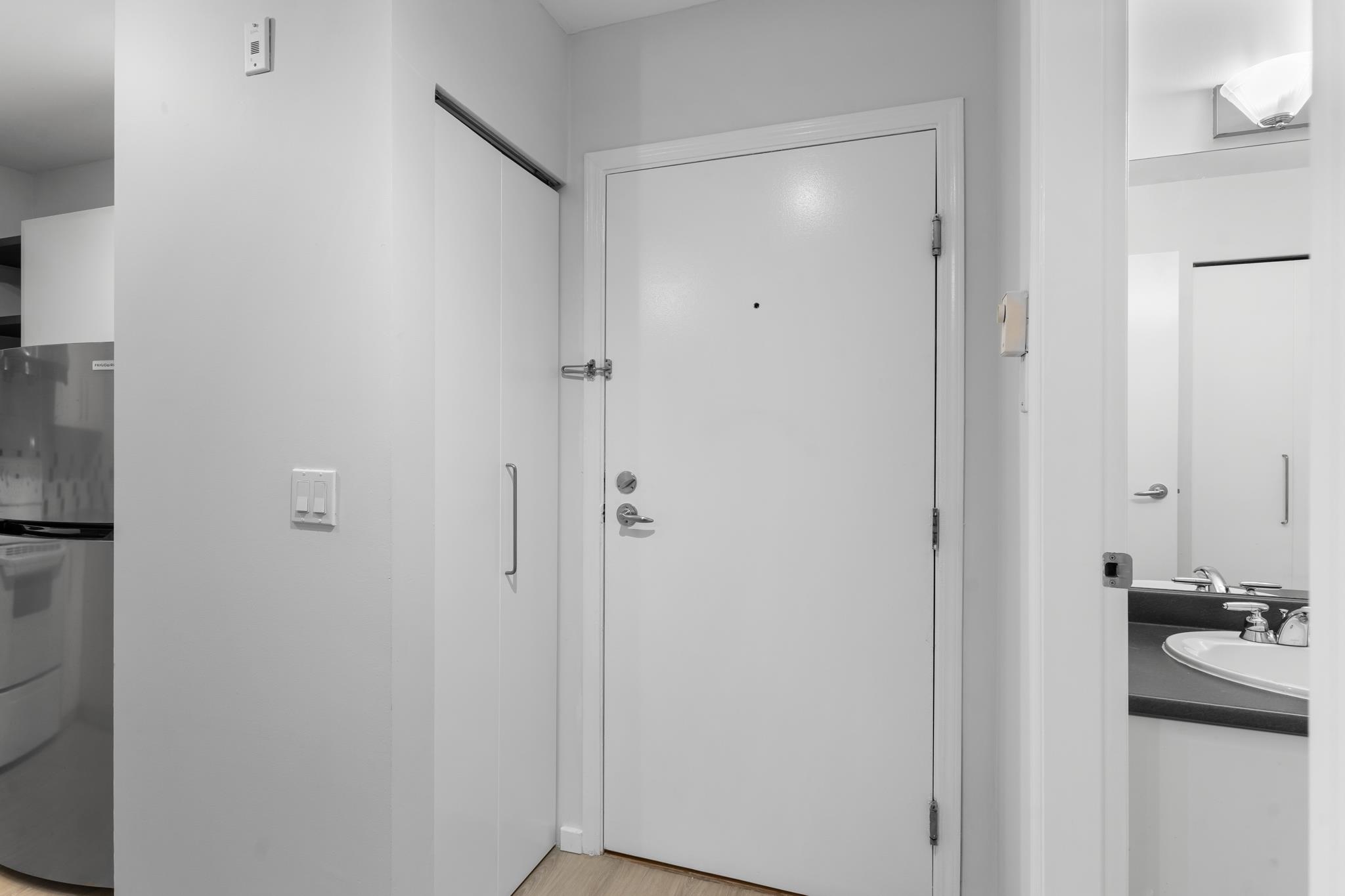 312-6893 Prenter Street 11