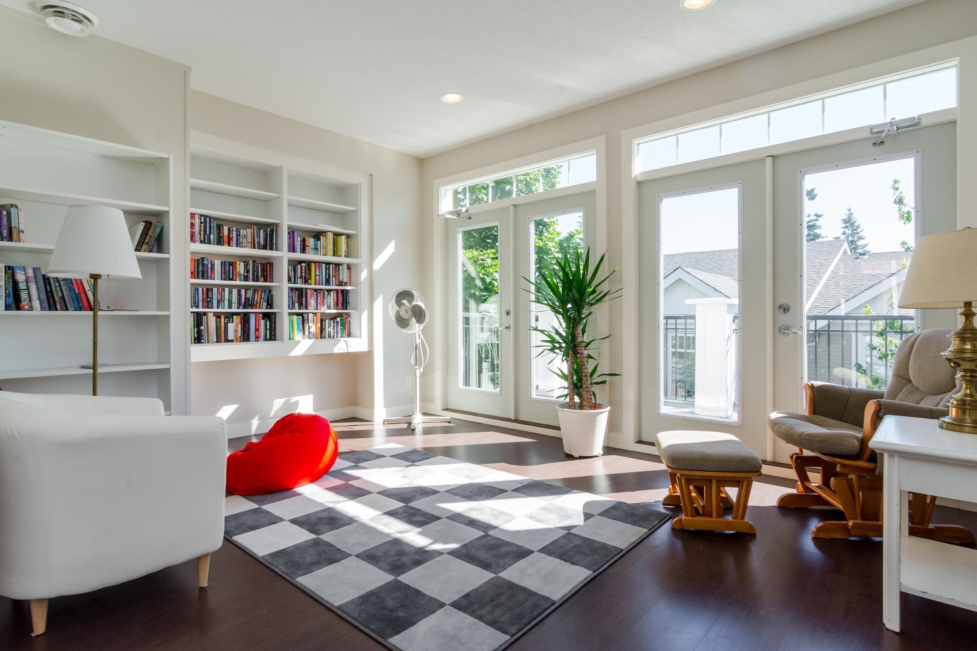 74-19551 66 Avenue 32