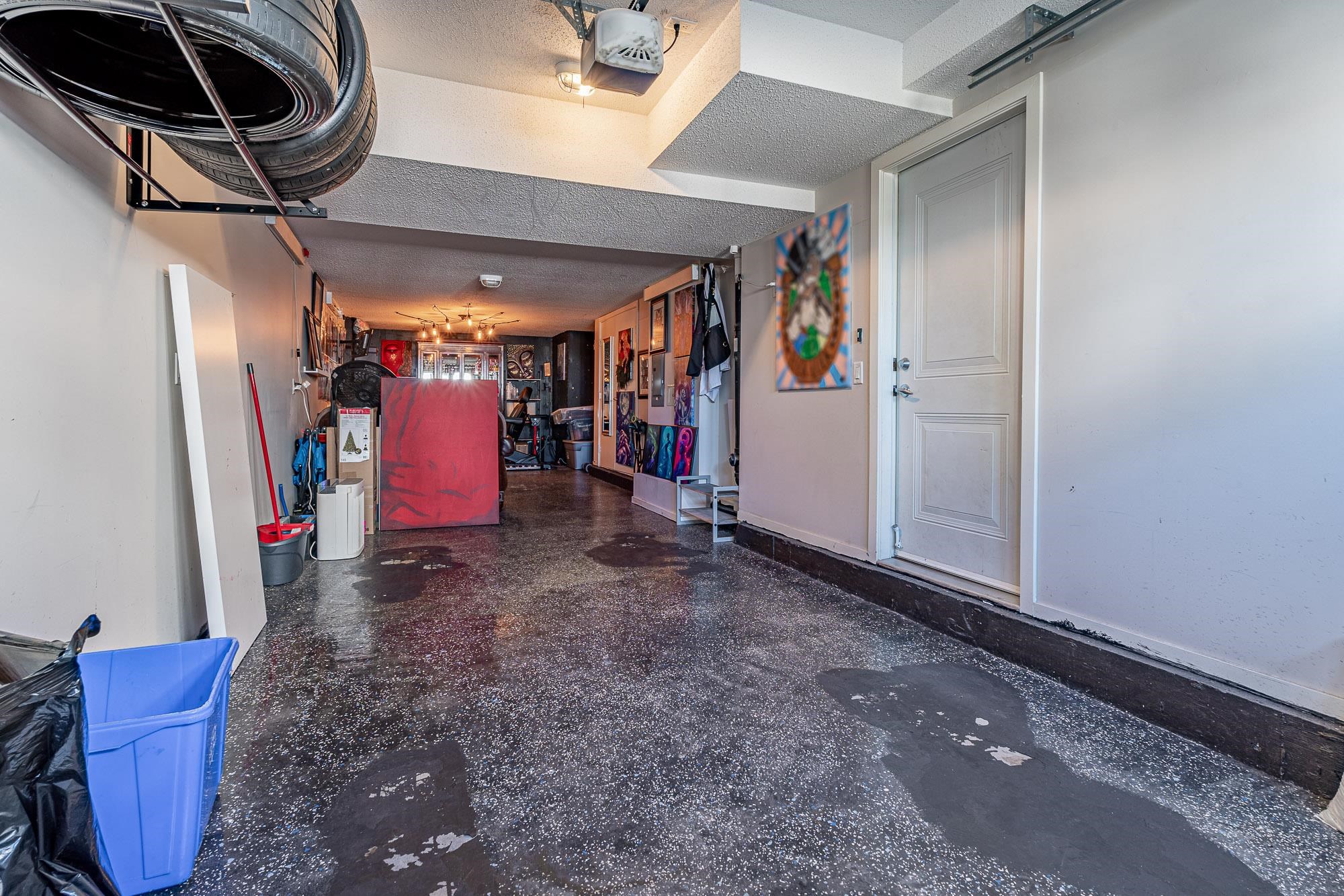 74-19551 66 Avenue 27