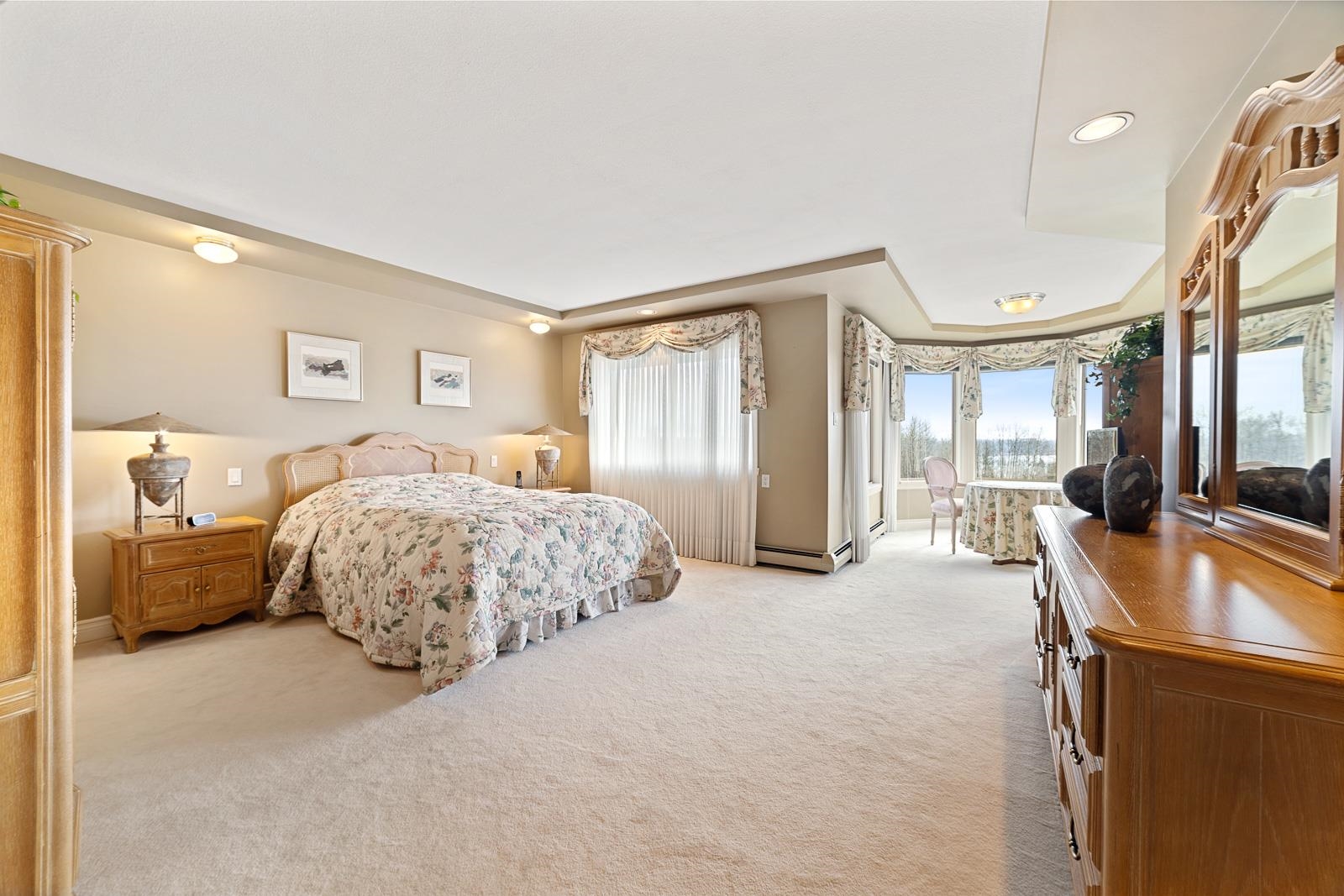 2538 Palisade Crescent 30