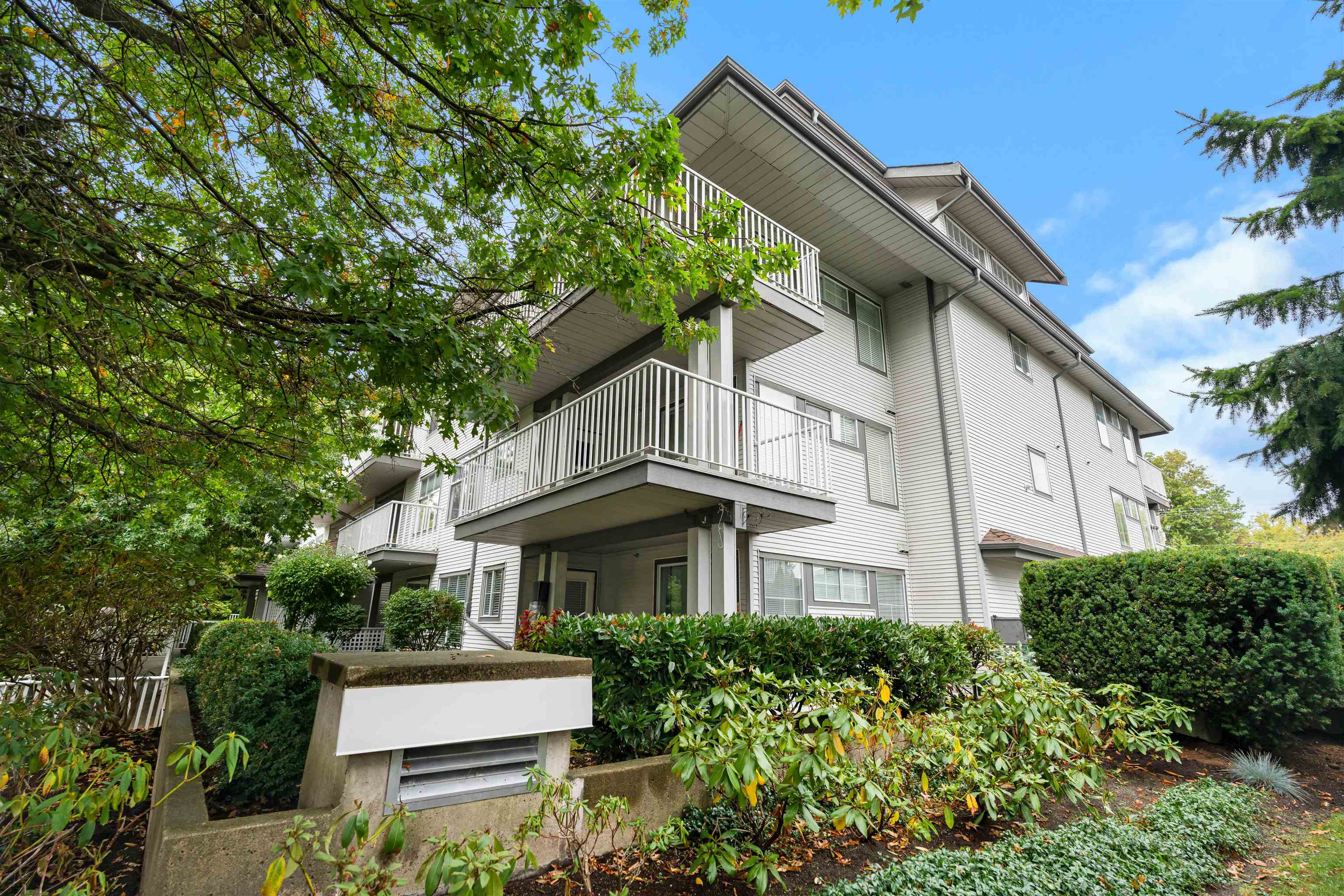 101-20561 113 Avenue 3