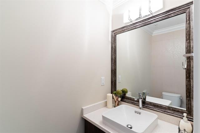 10 6331 NO. 4 ROAD, BC V6Y 2T1 16