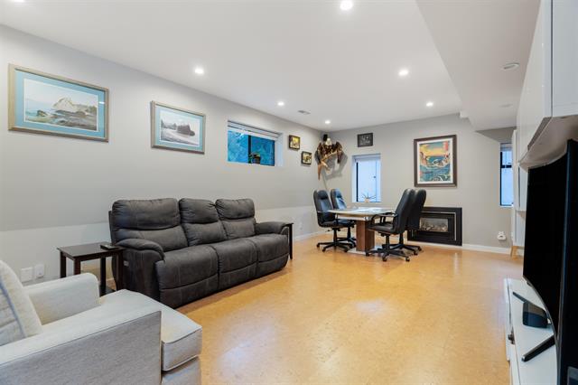 1029 WINDWARD DRIVE, BC V3C 4M5 27