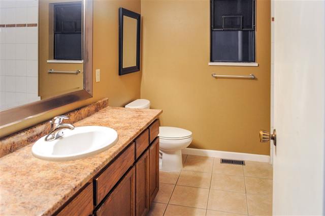 10501 125B STREET, BC V3V 5A8 15