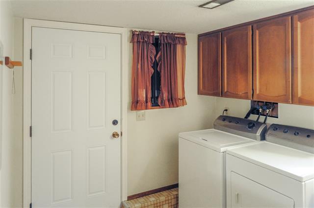 10501 125B STREET, BC V3V 5A8 17