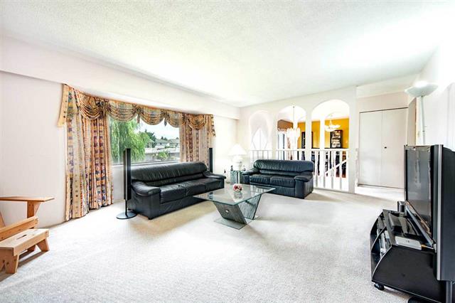 10640 ANGLESEA DRIVE, BC V7A 3B9 3