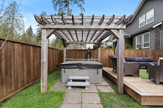 11335 244 STREET, BC V2W 0H4 35