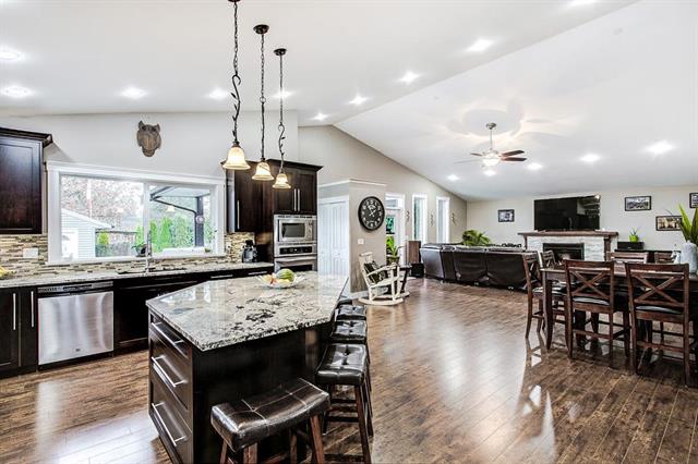 11824 STEPHENS STREET, BC V2X 6S3 2