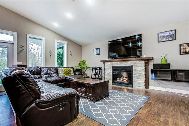 11824 STEPHENS STREET, BC V2X 6S3 4