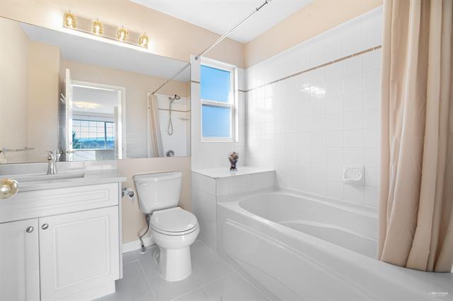 1290 JOHNSON COURT, BC V3B 4T6 21