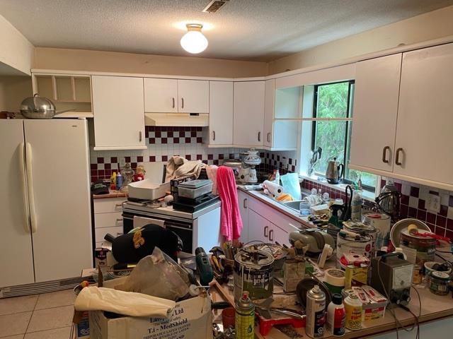 13547 232 STREET, BC V4R 2R5 9