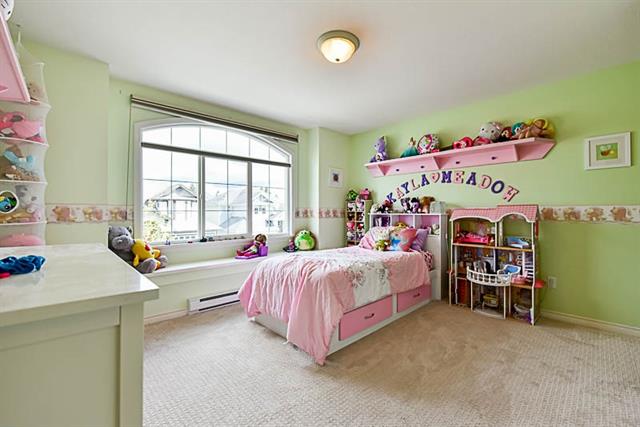 14664 59 AVENUE, BC V3S 0V7 15