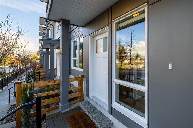 16 15030 28 AVENUE, BC V4P 3N4 23