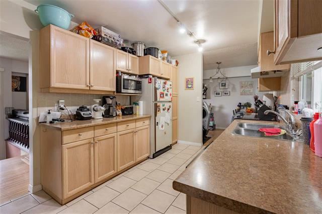 1660 SHERIDAN AVENUE, BC V3K 1X3 18