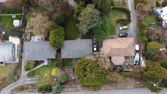 1660 SHERIDAN AVENUE, BC V3K 1X3 33