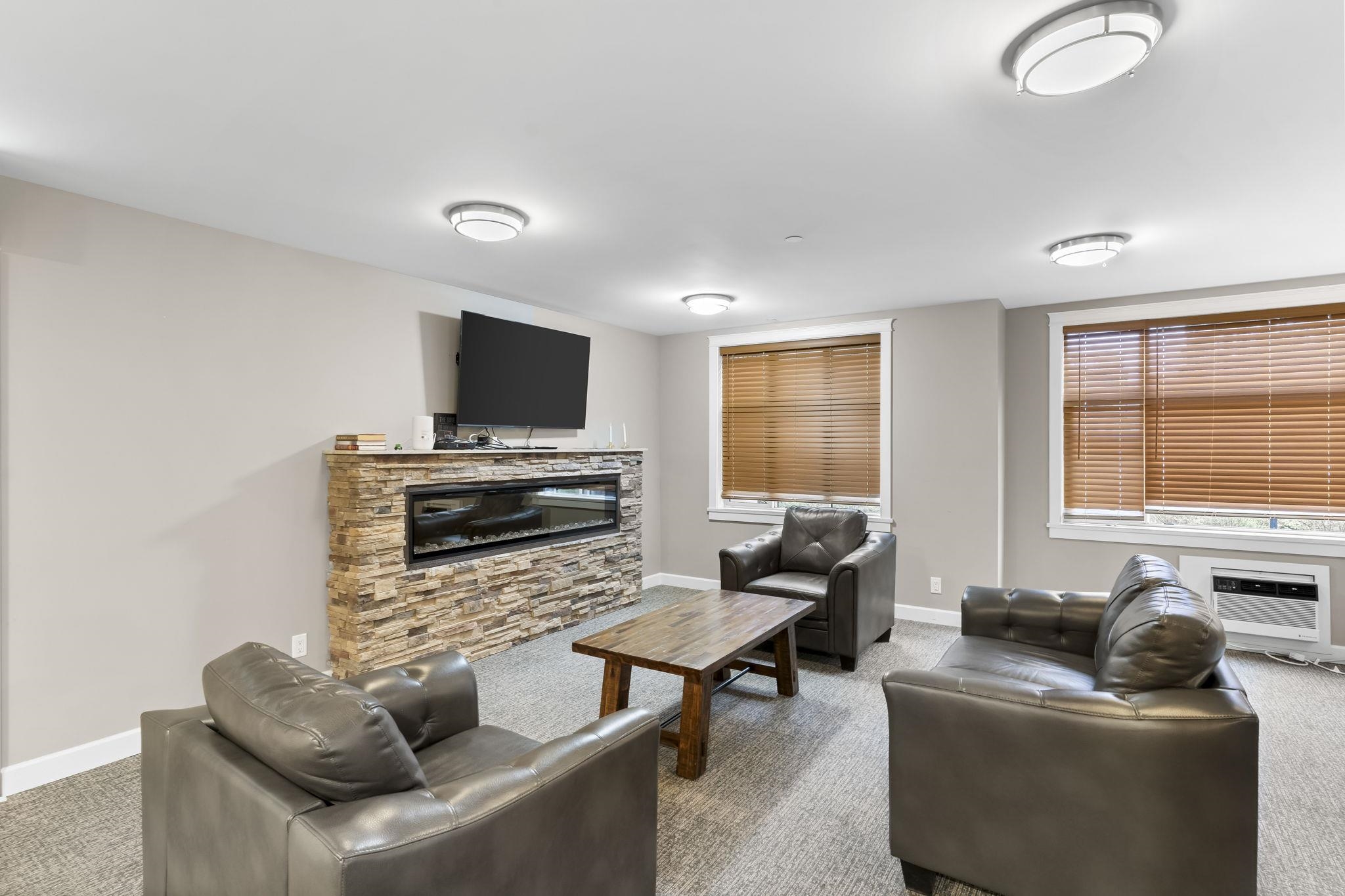 510 20376 86 AVENUE 35