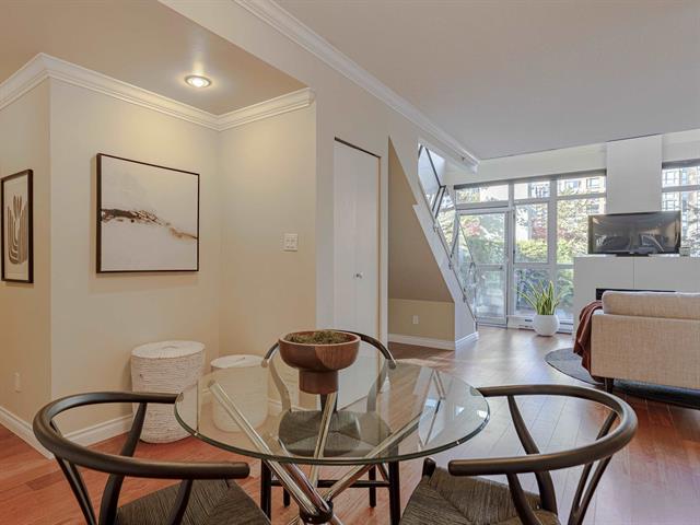 202 1238 RICHARDS STREET, BC V6B 6M6 5