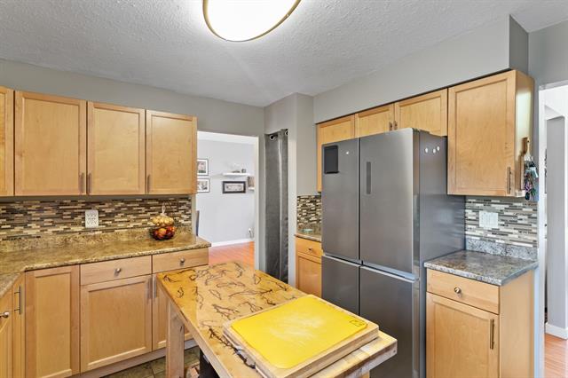 20846 STONEY AVENUE, BC V2X 7T1 11