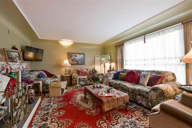 21571 121 AVENUE, BC V2X 3S5 5
