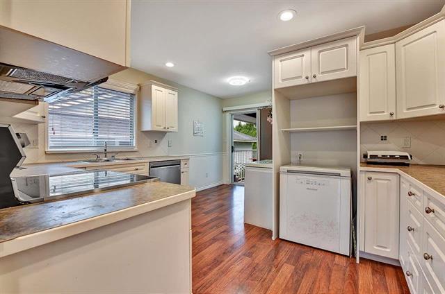 22854 124B AVENUE, BC V2X 0N5 10