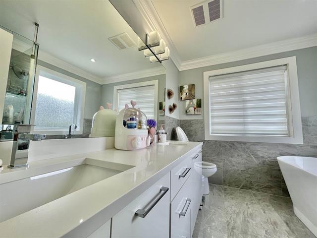 235 HAMPTON STREET, BC V3M 0K2 21