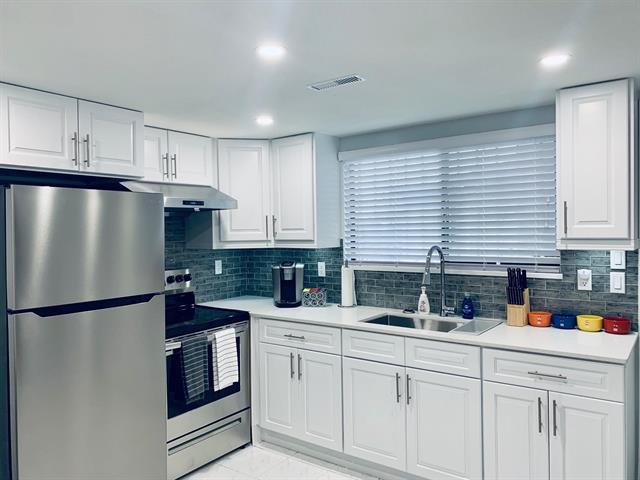 2362 E 33RD AVENUE, BC V5R 2S3 10